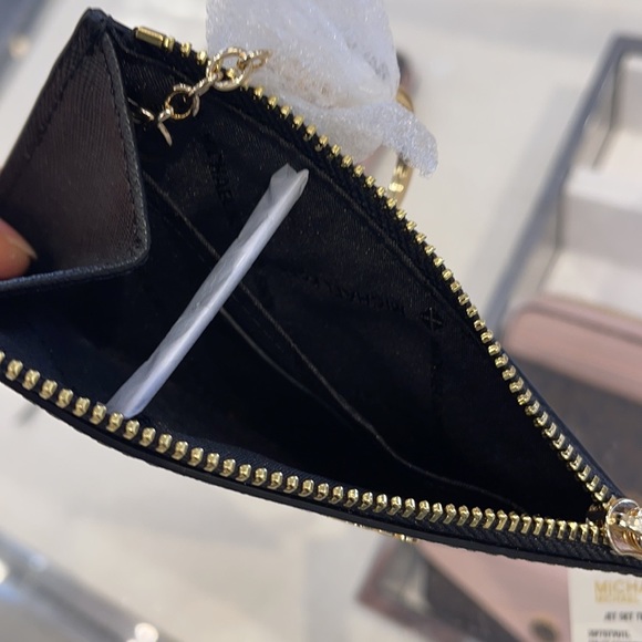 MK Jet Set Item Lg EW Zip Chain Crossbody & Jet Set Travel Sm TZ Coin Po… - Picture 16 of 16